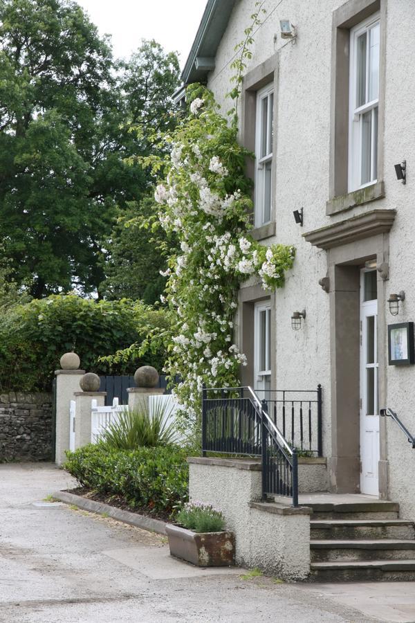 Plough Inn Lupton Екстер'єр фото