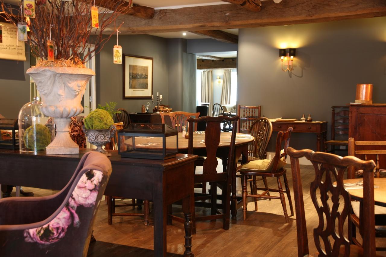 Plough Inn Lupton Екстер'єр фото